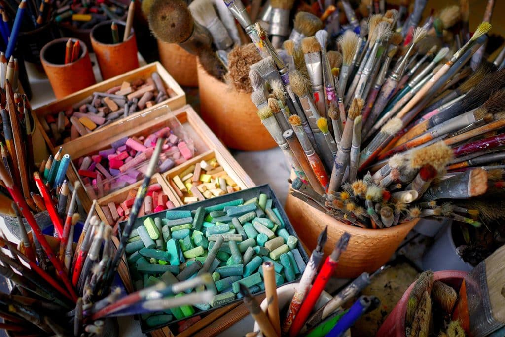 Affordable Art Classes That Will Ignite Your Creativity!